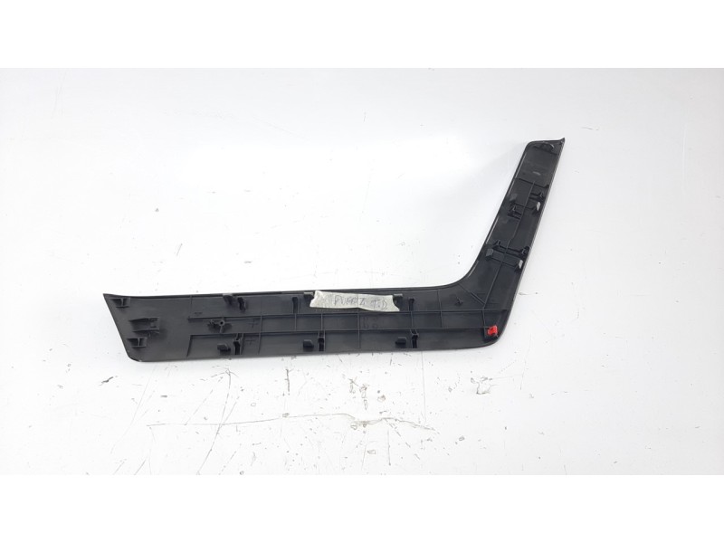 Recambio de moldura para toyota rav4 hybrid 4x2 advance referencia OEM IAM 7464542080  
