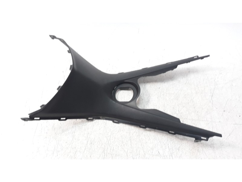 Recambio de moldura para yamaha nmax nmax 125 referencia OEM IAM 2DPF842M0000  