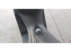 Recambio de moldura para yamaha nmax nmax 125 referencia OEM IAM 2DPF842M0000   2
