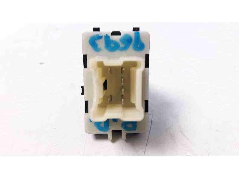 Recambio de mando elevalunas delantero derecho para renault captur zen referencia OEM IAM 254218614R IAF930017HQ EWSRE069