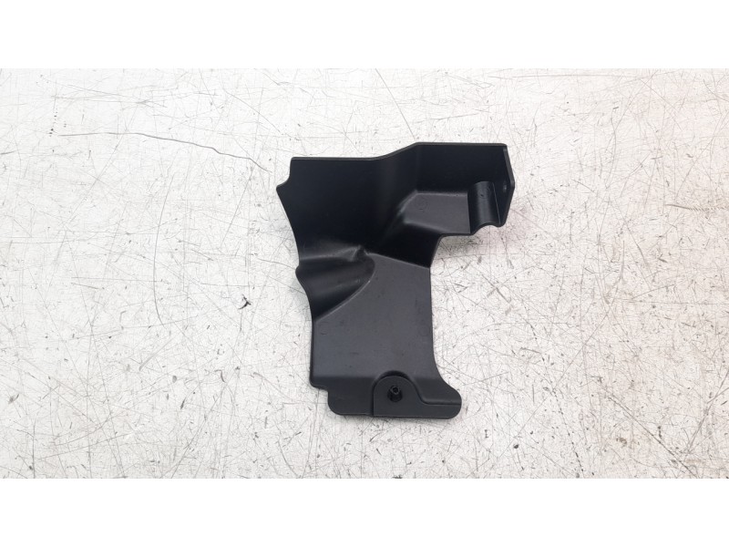 Recambio de moldura para bmw r 1200 r r 1200 r referencia OEM IAM 46638537937  