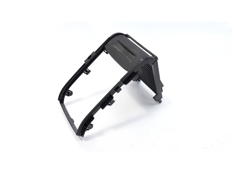 Recambio de moldura para peugeot 2008 (--.2013) 1.2 12v e-thp referencia OEM IAM 9676251577  