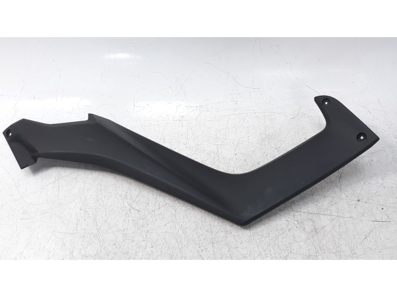 Recambio de moldura para yamaha nmax nmax 125 referencia OEM IAM 2DPF174100P3  