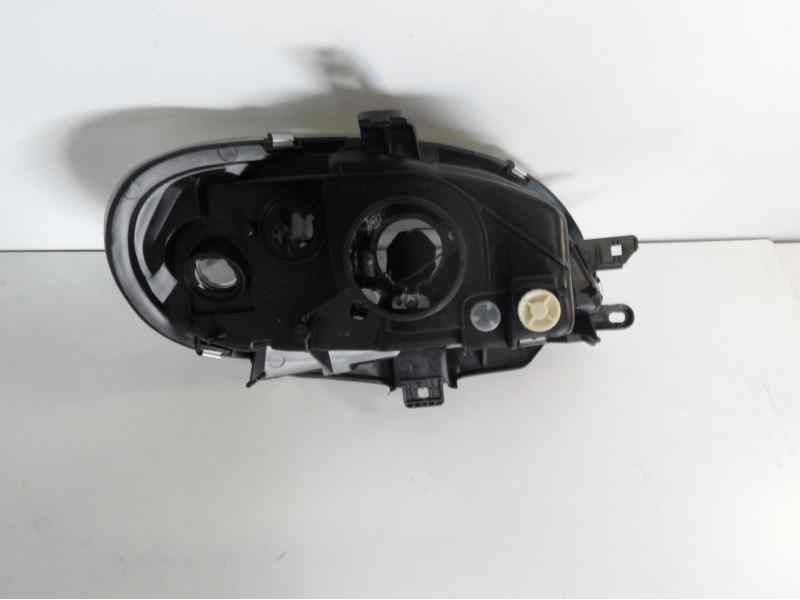 Recambio de faro izquierdo para citroen saxo referencia OEM IAM 2741339 10107211002 CI0234604