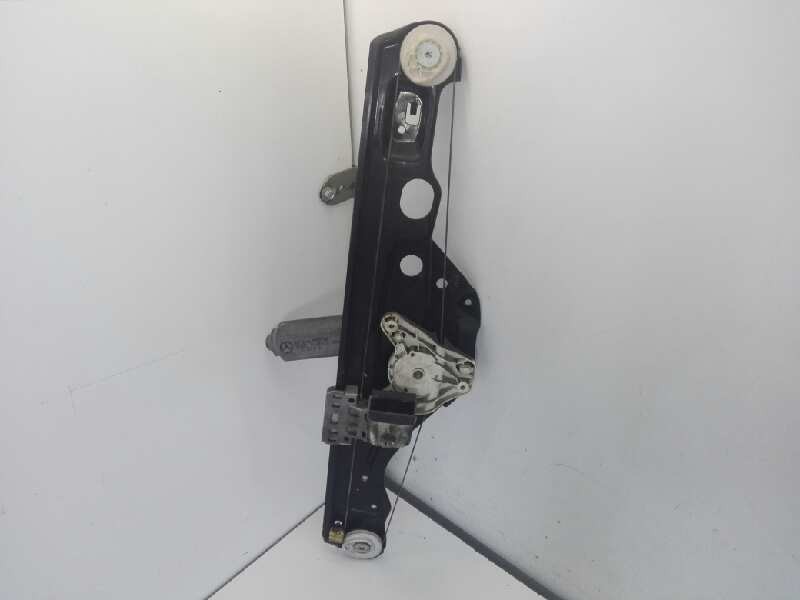 Recambio de elevalunas trasero derecho para mercedes-benz clase e (w211) berlina 2.2 cdi cat referencia OEM IAM 2117300446 MR49A