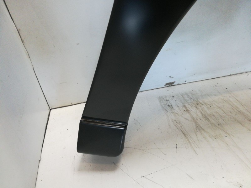 Recambio de aleta delantera derecha para volkswagen polo berlina (6n2) referencia OEM IAM 6N0821022G 109232411 VG0203003