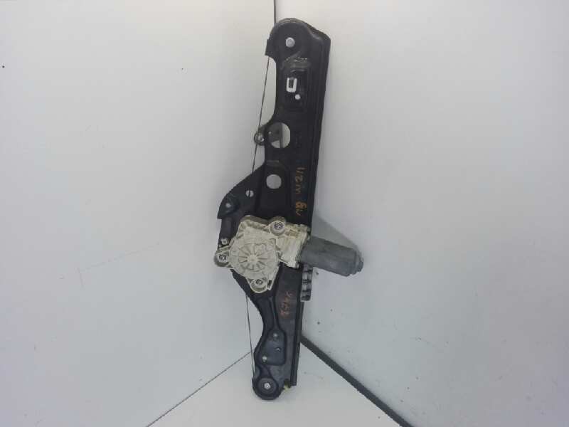 Recambio de elevalunas trasero derecho para mercedes-benz clase e (w211) berlina 2.2 cdi cat referencia OEM IAM 2117300446 MR49A