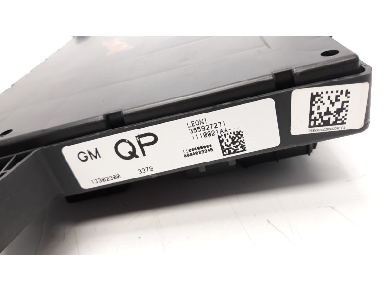 Recambio de caja reles / fusibles para opel astra j lim. enjoy referencia OEM IAM 13302300  