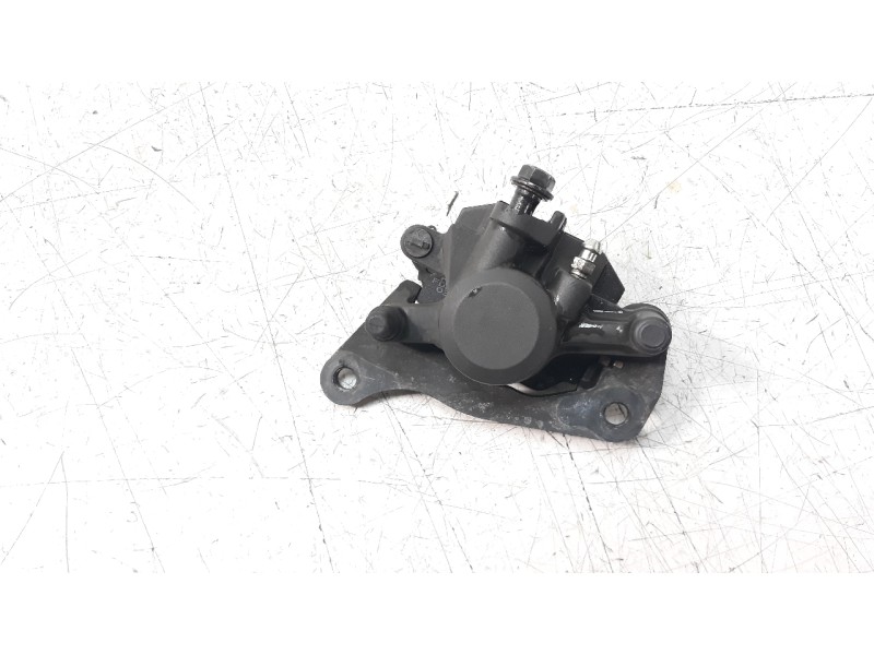 Recambio de pinza de freno delantera derecha para yamaha nmax nmax 125 referencia OEM IAM BALF580U0000  