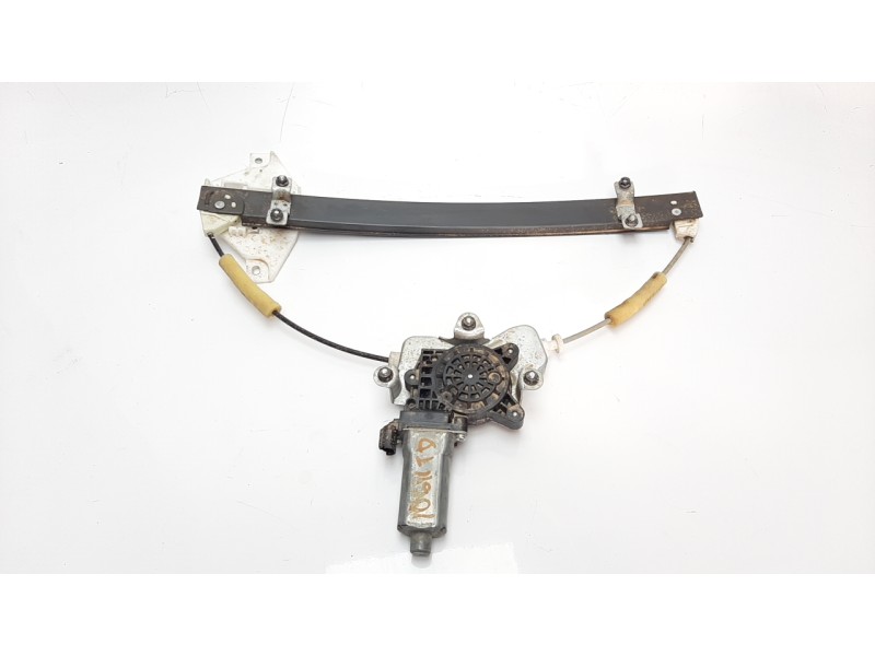 Recambio de elevalunas trasero derecho para ssangyong rodius 2.0 td cat referencia OEM IAM 7334021001  