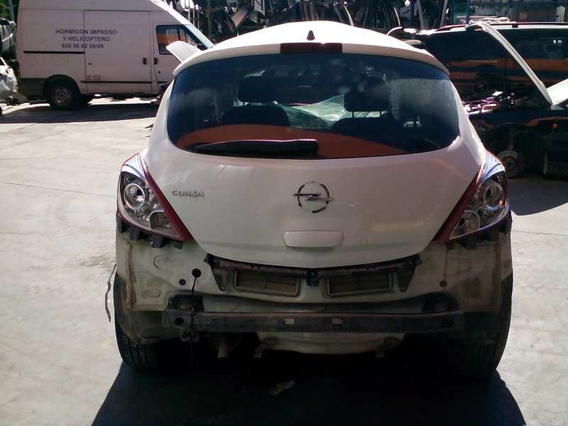 opel corsa d del año 2010
