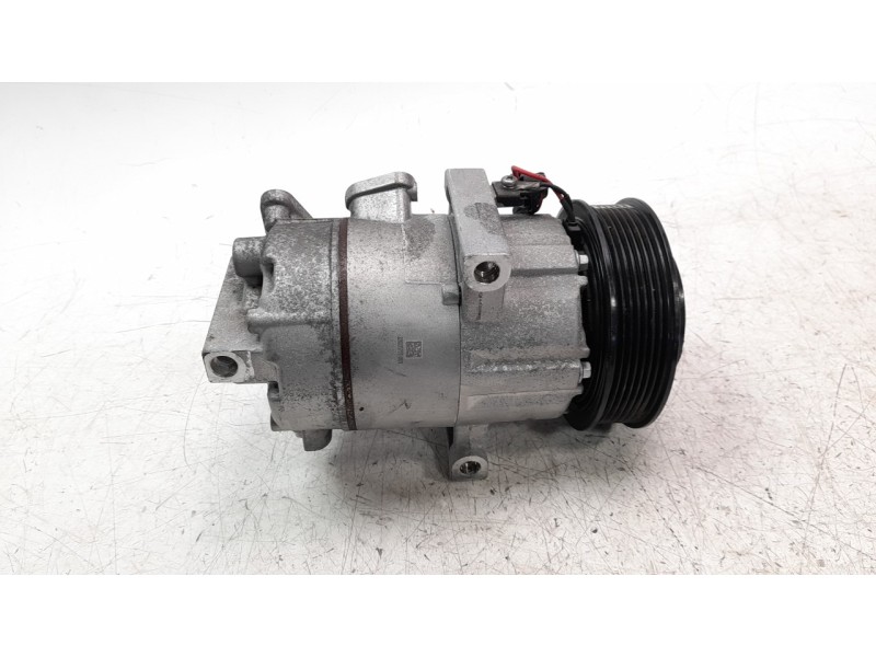 Recambio de compresor aire acondicionado para kia xceed drive referencia OEM IAM 97701G4900  