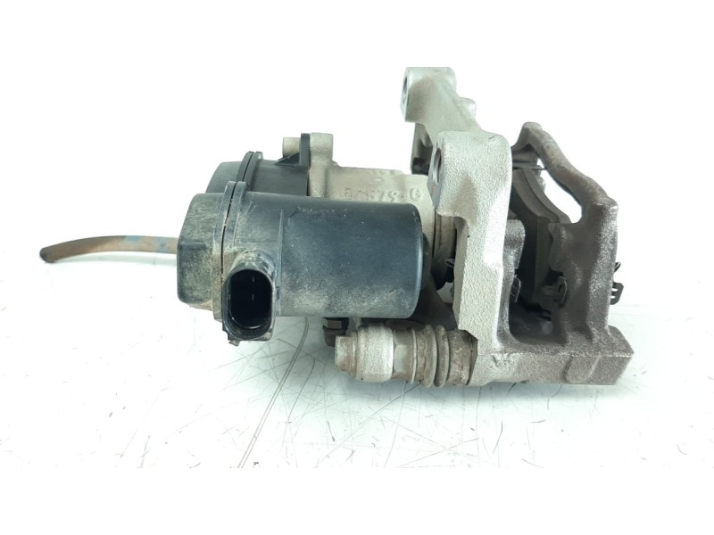 Recambio de pinza de freno trasera derecha para hyundai tucson referencia OEM IAM 58230N7600  