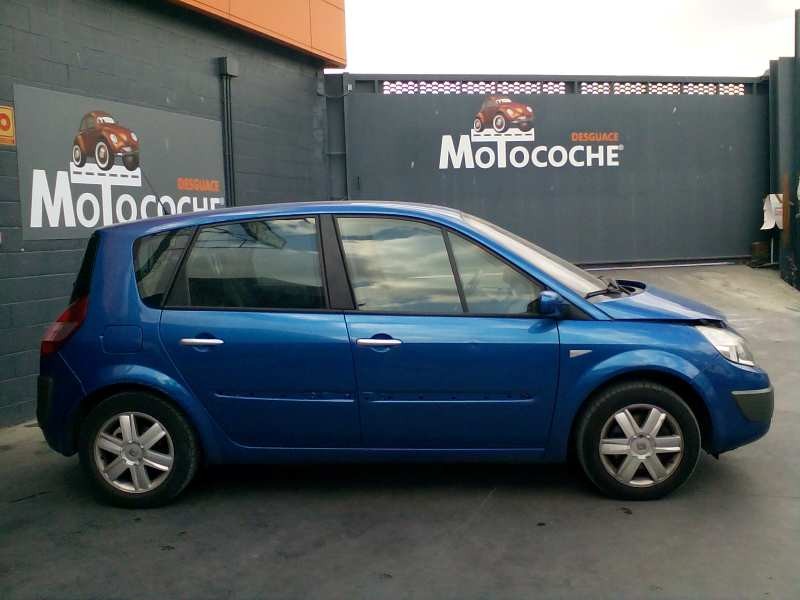 renault scenic ii del año 2004