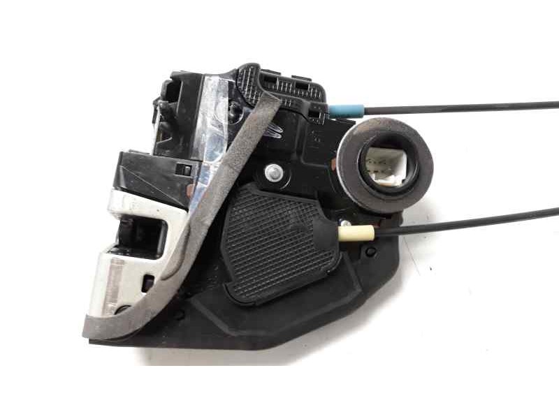 Recambio de cerradura puerta trasera derecha para toyota verso advance referencia OEM IAM A046693  
