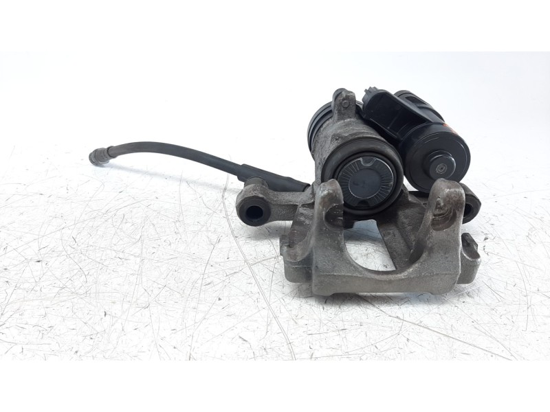 Recambio de pinza de freno trasera derecha para seat leon sportstourer (kl8) referencia OEM IAM 5R3615406  