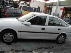 OPEL VECTRA B BERLINA