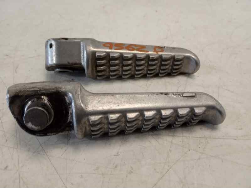 Recambio de estribo para kawasaki er 6 er 6f referencia OEM IAM   