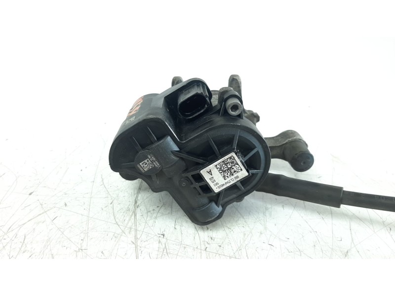 Recambio de pinza de freno trasera derecha para seat leon sportstourer (kl8) referencia OEM IAM 5R3615406  