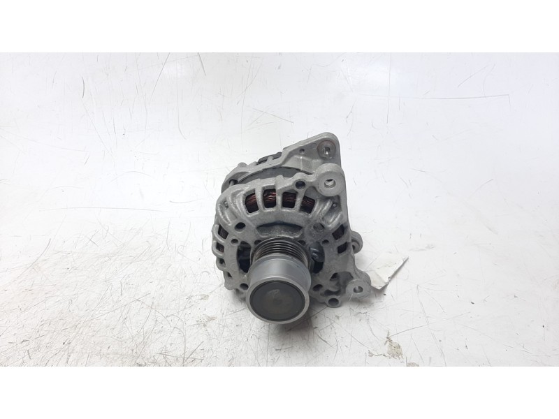 Recambio de alternador para seat leon (5f1) 1.2 tsi referencia OEM IAM 04E903015A ALF870501 