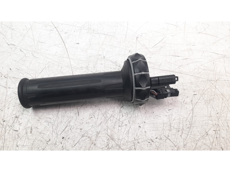 Recambio de puño acelerador para bmw r 1200 r r 1200 r referencia OEM IAM 61317727498  