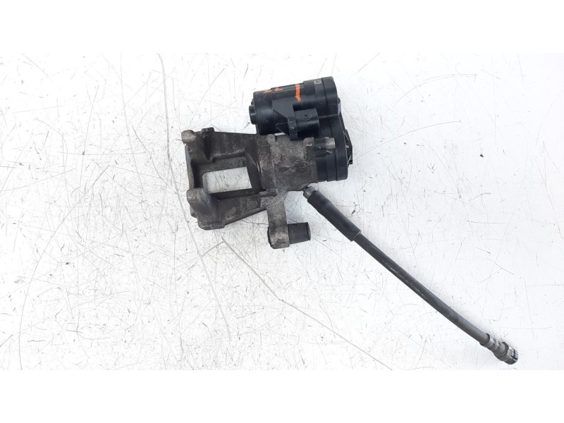 Recambio de pinza de freno trasera izquierda para seat leon sportstourer (kl8) referencia OEM IAM 5R3615405  