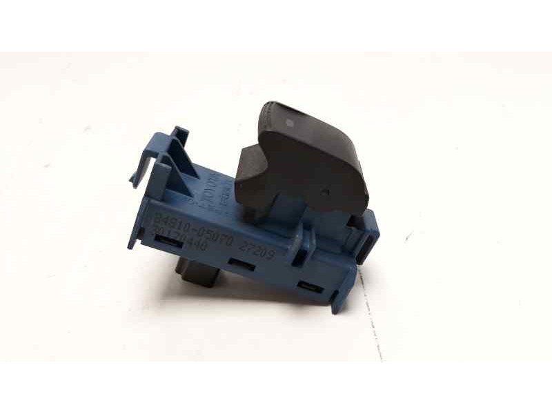 Recambio de mando elevalunas trasero derecho para toyota verso advance referencia OEM IAM 8481005070  