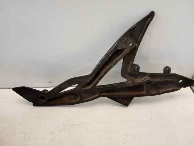 Recambio de estribo para kawasaki er 6 er 6f referencia OEM IAM 350630285  