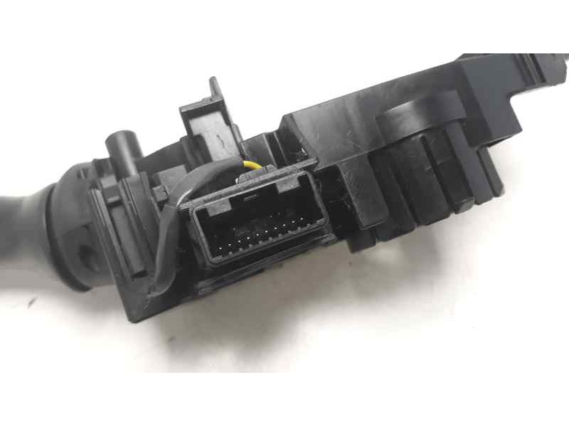 Recambio de mando intermitentes para toyota verso advance referencia OEM IAM 0520017F421  