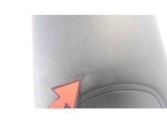 Recambio de apoyabrazos central para toyota avensis (t27) 2.0 d-4d cat referencia OEM IAM    2