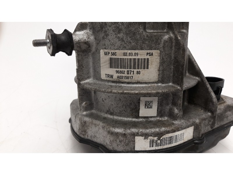 Recambio de bomba direccion para peugeot 308 1.6 16v referencia OEM IAM 9686207180  