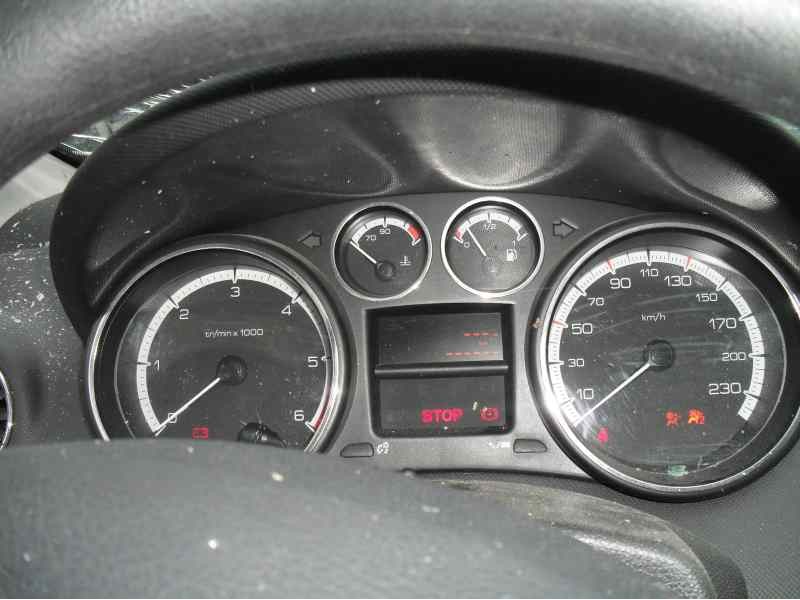 peugeot 308 del año 2008