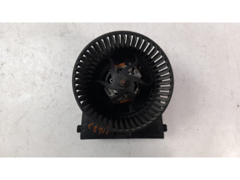 Recambio de ventilador calefaccion para seat leon (1m1) 1.9 tdi referencia OEM IAM 1J1819021B  