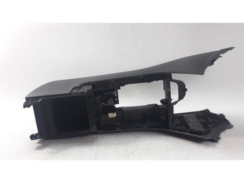Recambio de apoyabrazos central para land rover range rover sport 3.0 td v6 cat referencia OEM IAM 9H32045H38AA  