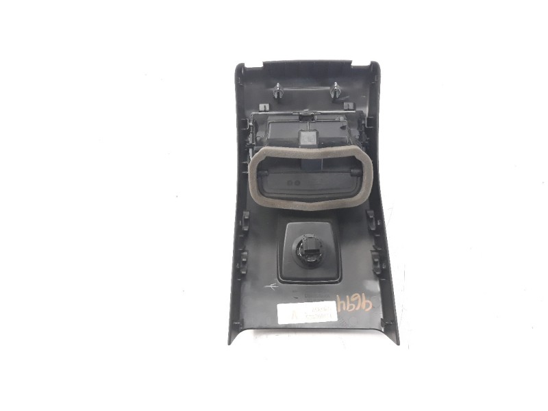 Recambio de rejilla aireadora para infiniti q30 2.2d sport referencia OEM IAM A2468300003  