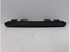 Recambio de piloto trasero central para volvo v40 familiar 1.8 16v referencia OEM IAM 30859476  