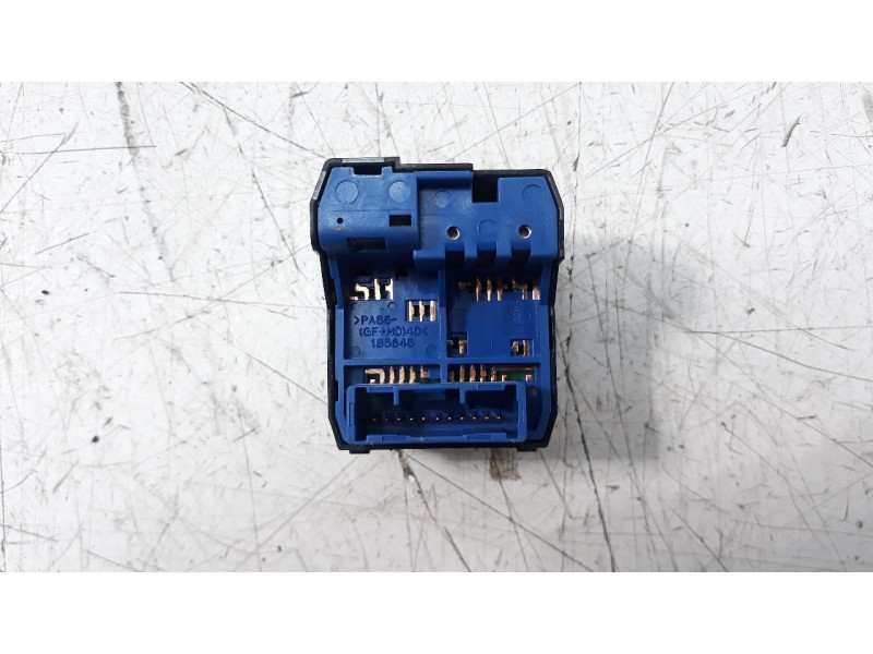 Recambio de mando retrovisor para toyota avensis 1.8 16v cat referencia OEM IAM 8487205040  