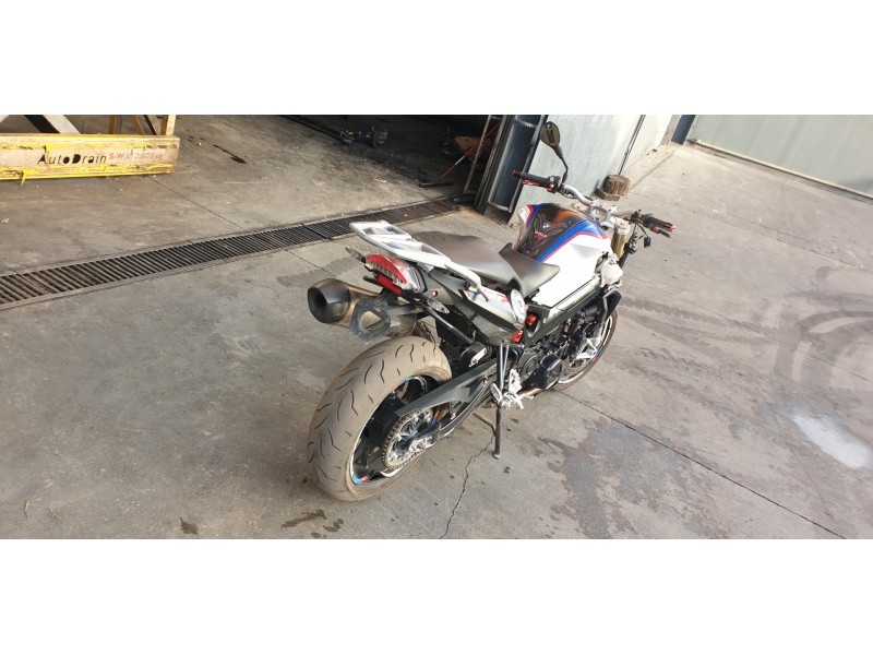 bmw f 800 r del año 2018