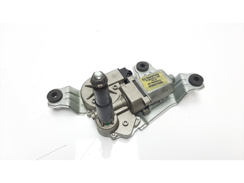 Recambio de motor limpia trasero para ssangyong rodius 2.0 td cat referencia OEM IAM K8615021100  