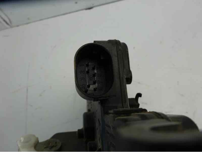 Recambio de cerradura puerta delantera derecha para bmw serie 3 berlina (e46) 320d referencia OEM IAM   