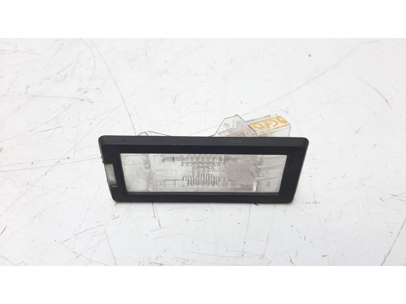 Recambio de piloto matricula para renault captur 1.5 dci diesel fap energy referencia OEM IAM 8200013577 103F19310960 