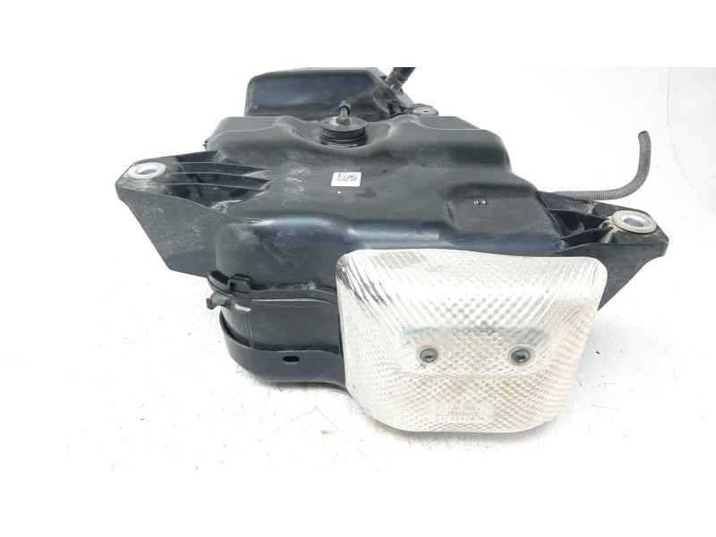 Recambio de deposito combustible para hyundai tucson referencia OEM IAM 31500N7000  