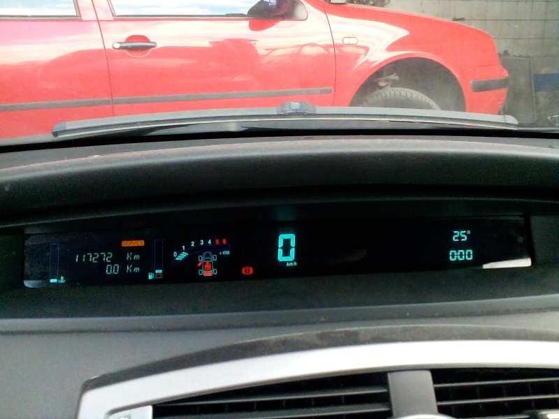 renault scenic ii del año 2004