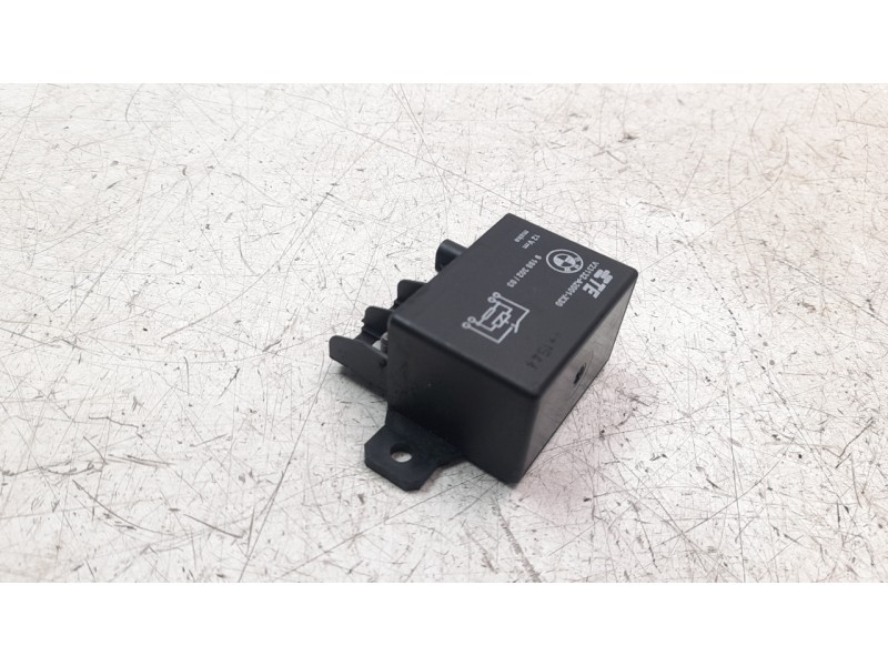 Recambio de rele para bmw r 1200 r r 1200 r referencia OEM IAM 9198302  