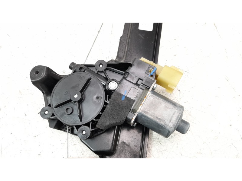 Recambio de elevalunas delantero derecho para ford ecosport (cr6) trend referencia OEM IAM GN15A23200EB  