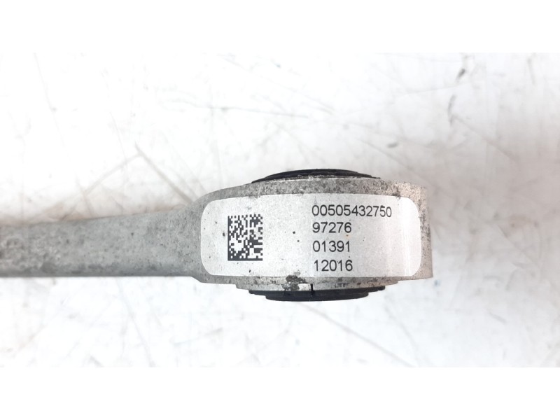 Recambio de brazo suspension superior trasero derecho para alfa romeo giulia (952) 2.2 jtdm cat referencia OEM IAM 00505432750  