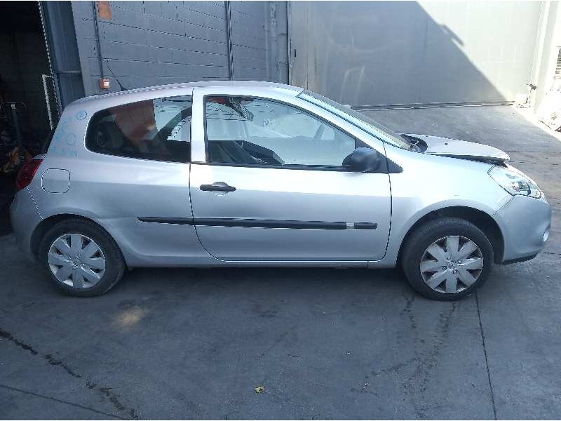 renault clio iii del año 2009