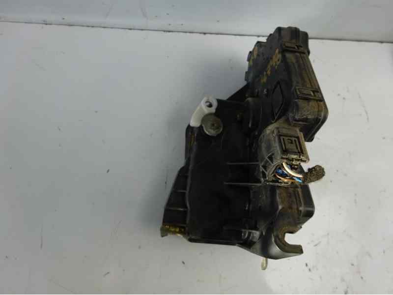 Recambio de cerradura puerta trasera derecha para bmw serie 3 berlina (e46) 320d referencia OEM IAM   