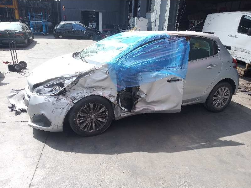 peugeot 208 del año 2017