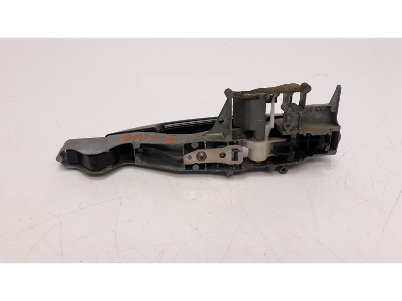 Recambio de maneta exterior delantera derecha para peugeot 308 1.6 16v referencia OEM IAM 9101GG  